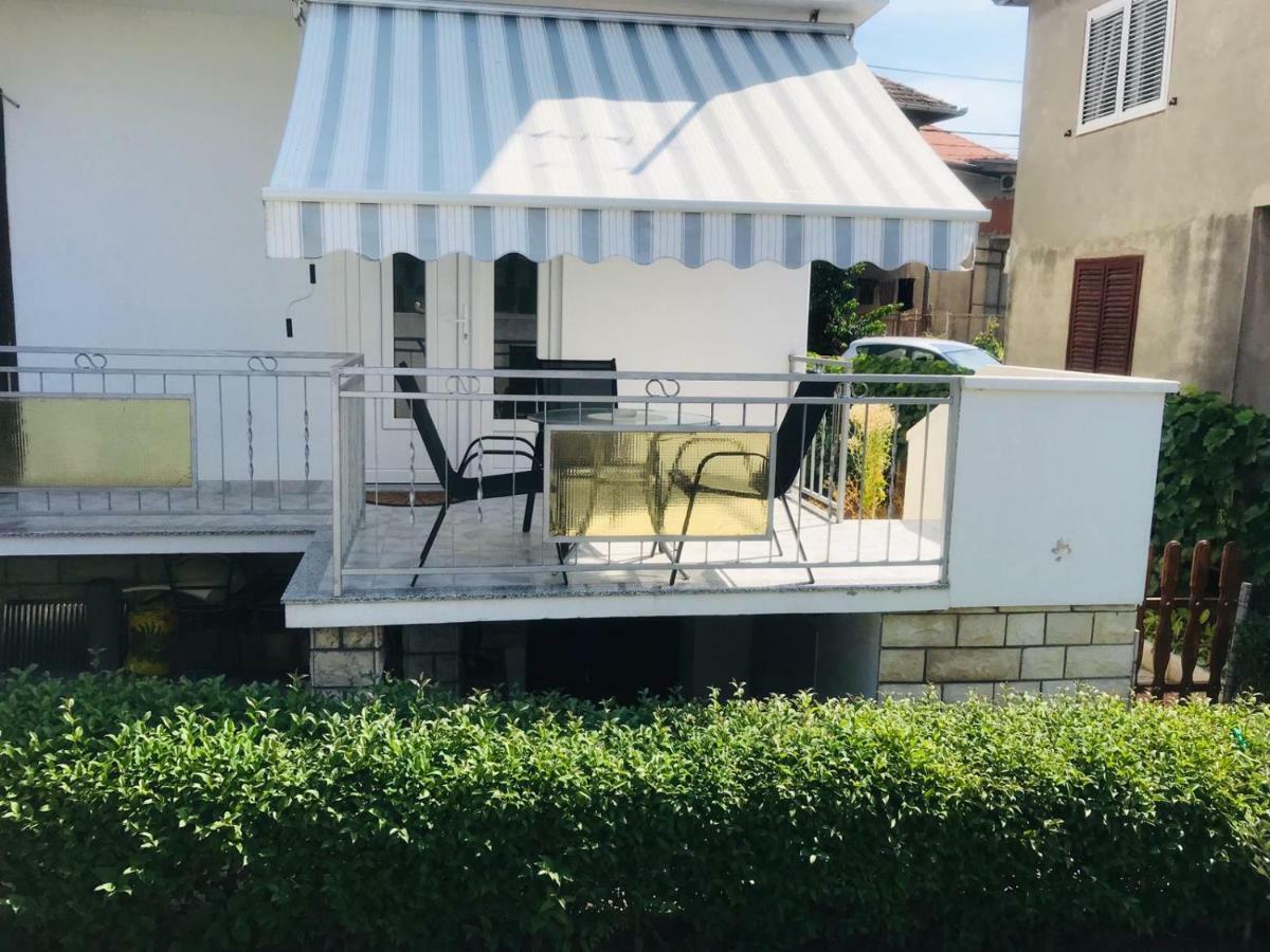 Bond With Private Parking Apartment Задар Екстериор снимка